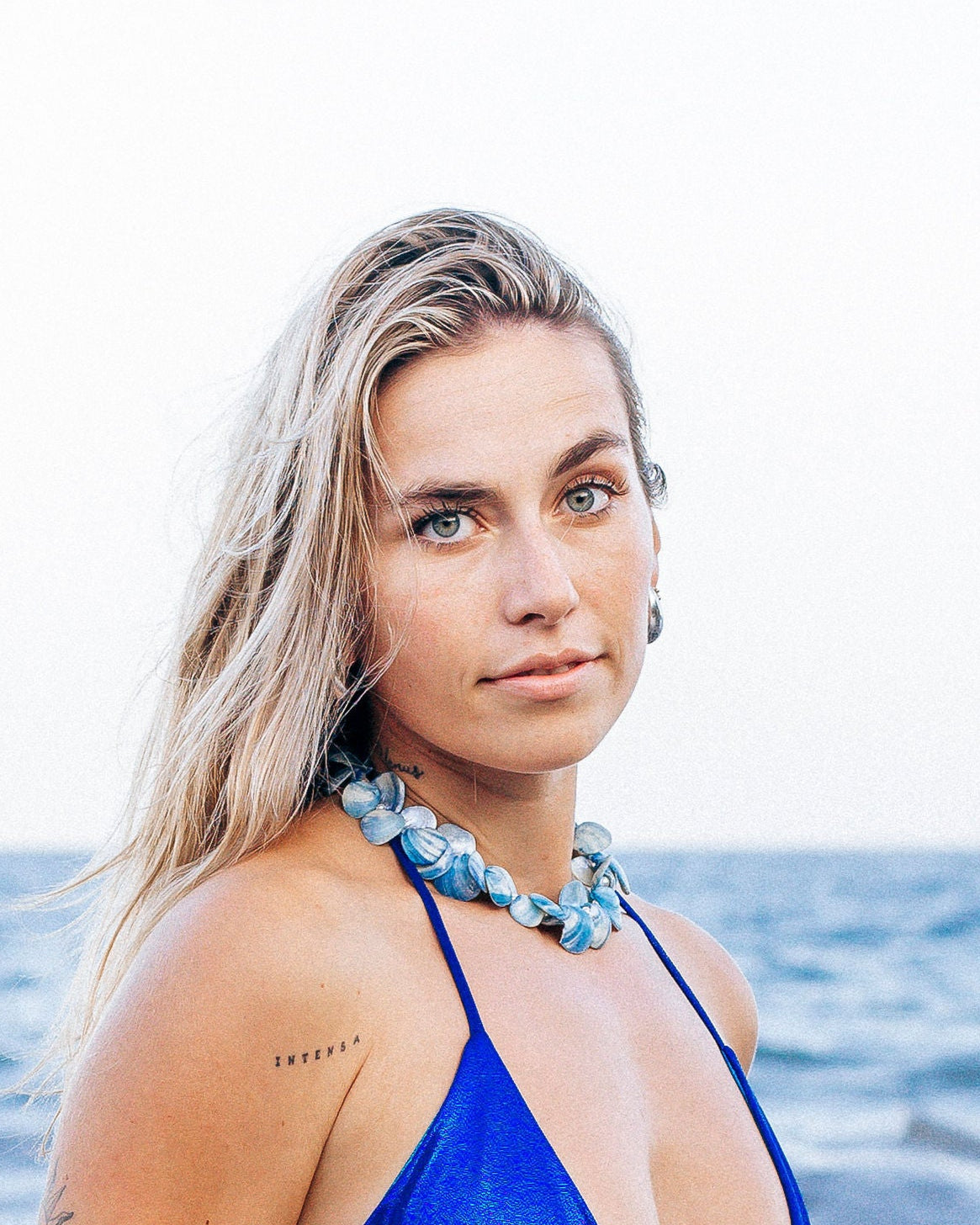 COLLAR BLUE OBSESSION